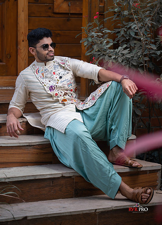 3RV_8877-Edit